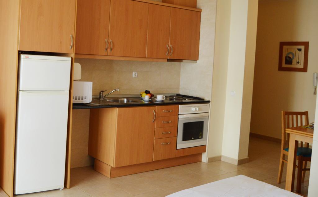 Urban Flamingo Residence Portimao Ruang foto