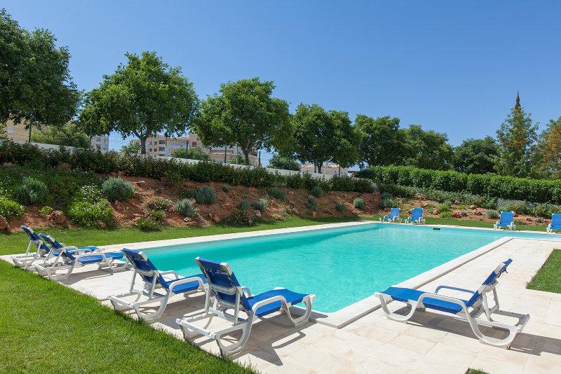 Urban Flamingo Residence Portimao Bagian luar foto